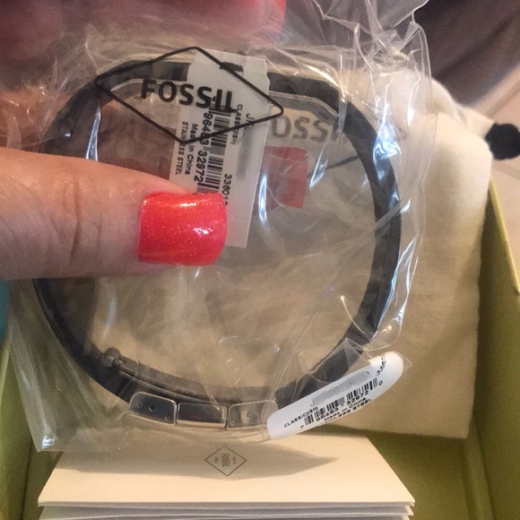 💘NEW Fossil Bracelet Men’s or Women’s💙❤️ - Picture 7 of 7